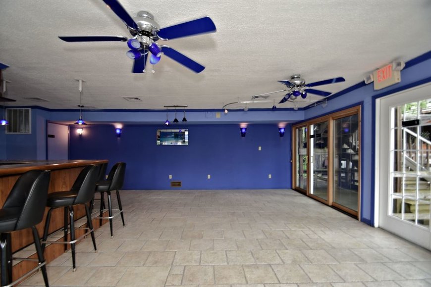 Image for Commercial Real Estate Auction: Slatington, PA: 6-11-19