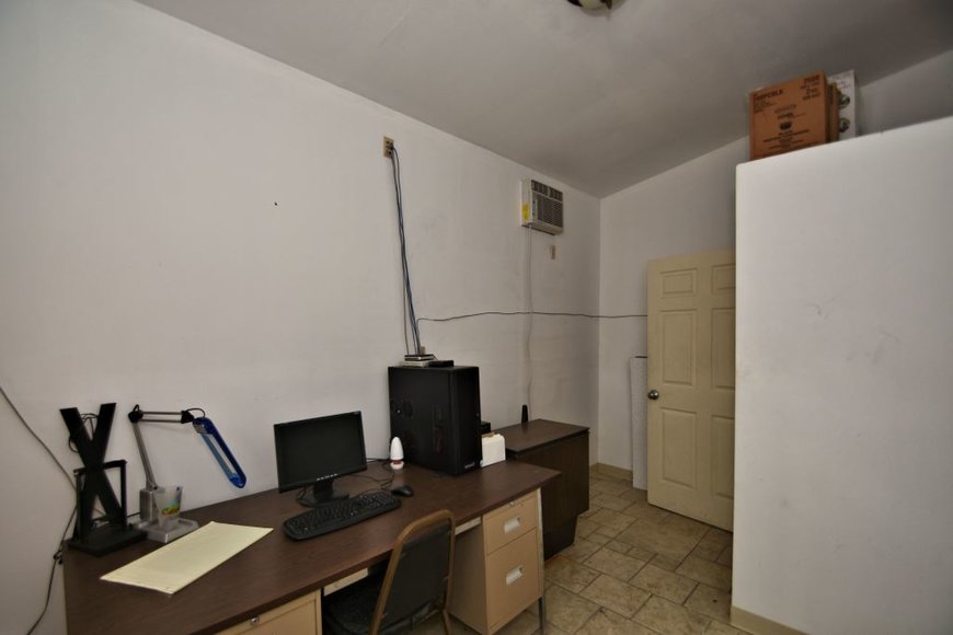 Image for Commercial Real Estate Auction: Slatington, PA: 6-11-19