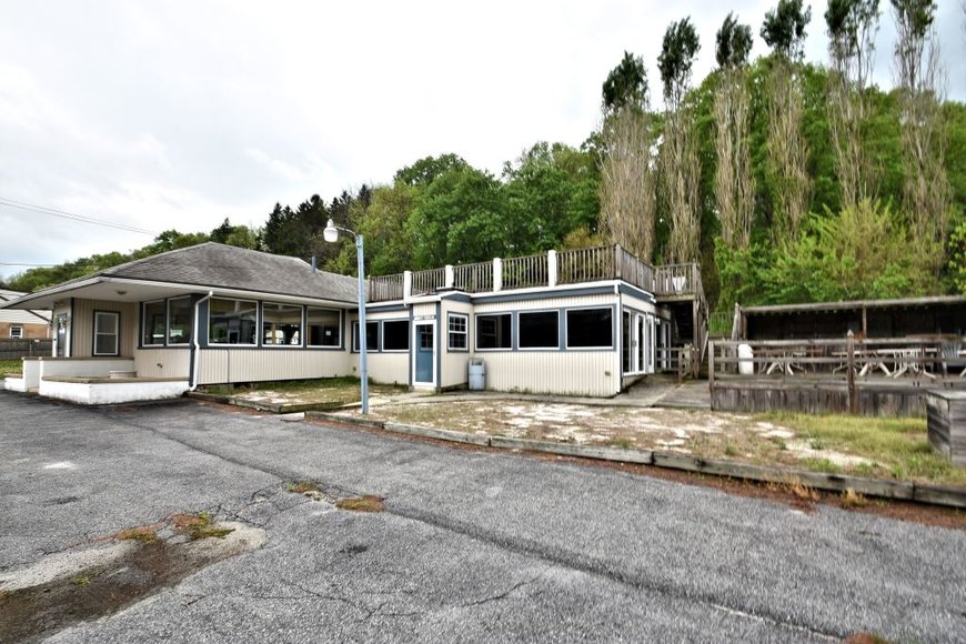 Image for Commercial Real Estate Auction: Slatington, PA: 6-11-19