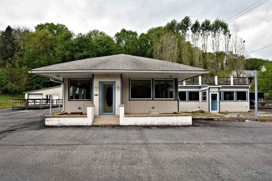 Image for Commercial Real Estate Auction: Slatington, PA: 6-11-19