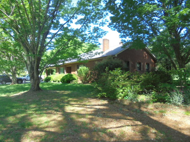 Image for REAL ESTATE AUCTION & PERSONAL PROPERTY