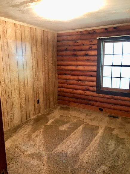 Image for 2 BR/1 BA Log Home on 2 +/- Acres in Augusta County, VA--ONLINE ONLY BIDDING!!