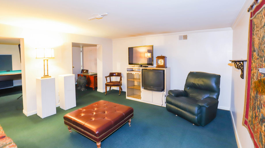 Image for Absolute Real Estate Auction in Douglass Hills