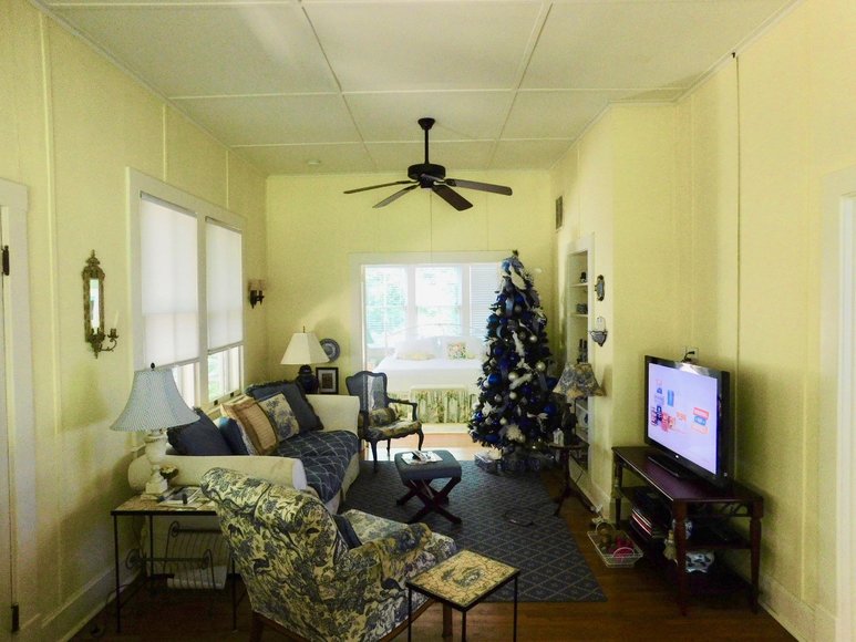 Image for Charming 3 BR/1 BA Home on 2 +/- Gorgeous Acres....Only 15 Miles from Charlottesville  & Close to Wineries!!