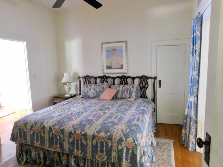 Image for Charming 3 BR/1 BA Home on 2 +/- Gorgeous Acres....Only 15 Miles from Charlottesville  & Close to Wineries!!