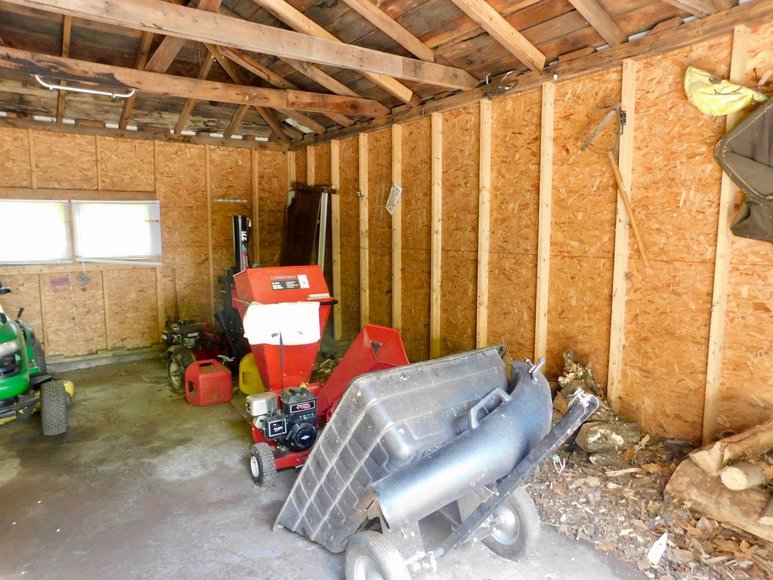 Image for Charming 3 BR/1 BA Home on 2 +/- Gorgeous Acres....Only 15 Miles from Charlottesville  & Close to Wineries!!