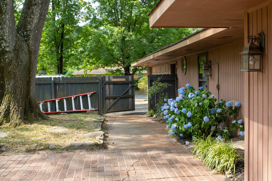 Image for 2752 Juneway Drive, Bartlett, TN Real Estate Auction