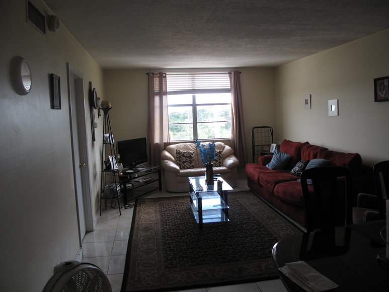 Image for US Bankruptcy Auction of 8 Residential Condominiums in the Beverly Building