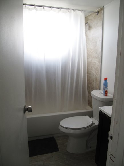 Image for US Bankruptcy Auction of 8 Residential Condominiums in the Beverly Building