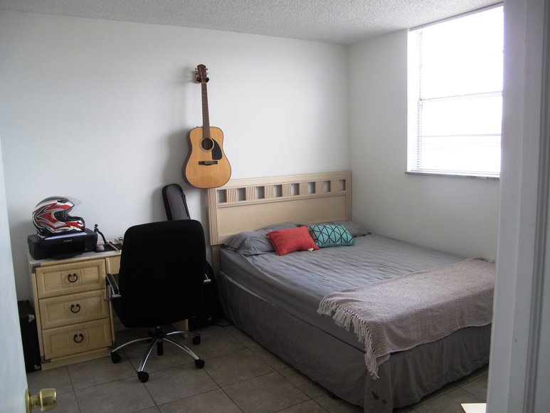 Image for US Bankruptcy Auction of 8 Residential Condominiums in the Beverly Building