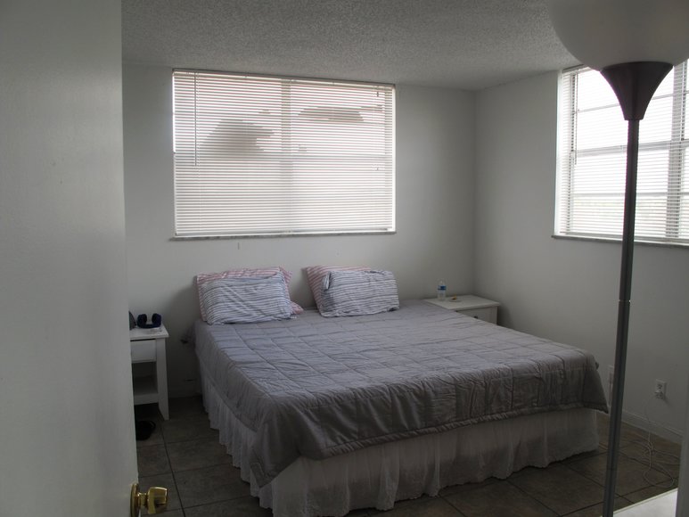 Image for US Bankruptcy Auction of 8 Residential Condominiums in the Beverly Building