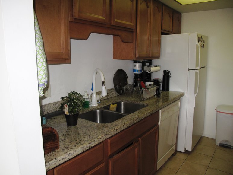 Image for US Bankruptcy Auction of 8 Residential Condominiums in the Beverly Building