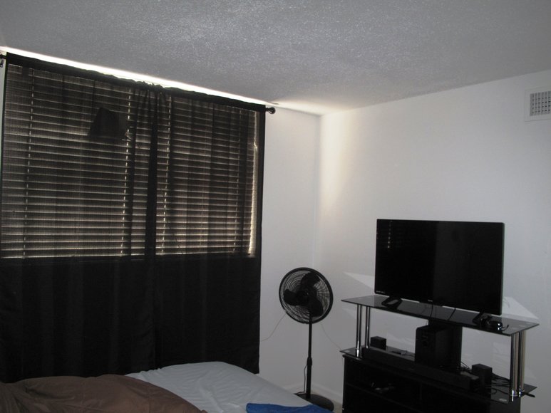 Image for US Bankruptcy Auction of 8 Residential Condominiums in the Beverly Building