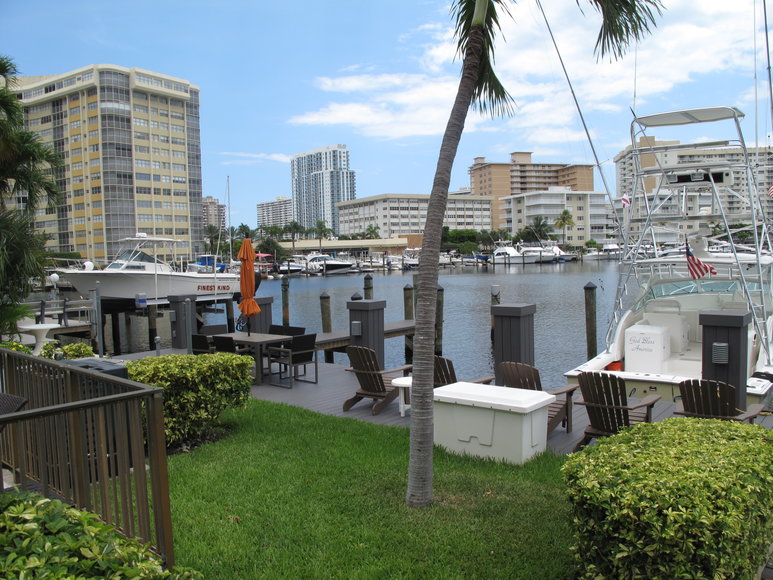 Image for US Bankruptcy Auction of Luxury Waterfront Condo in Hallandale Beach, FL