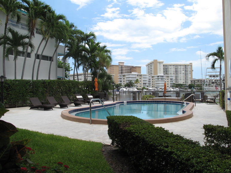 Image for US Bankruptcy Auction of Luxury Waterfront Condo in Hallandale Beach, FL