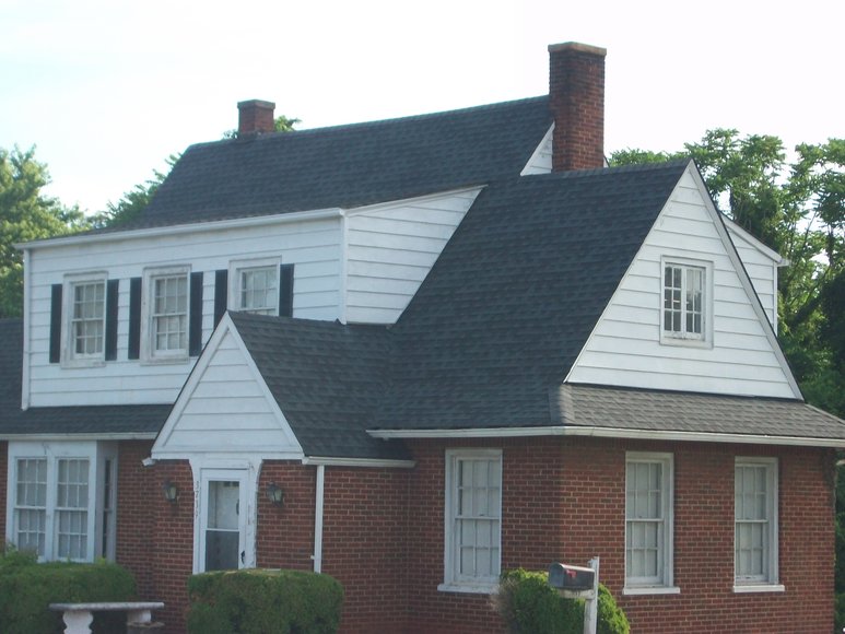 Image for REAL ESTATE AUCTION: 2 Properties (Madison Heights, VA)