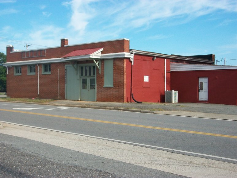 Image for REAL ESTATE AUCTION: 2 Properties (Madison Heights, VA)