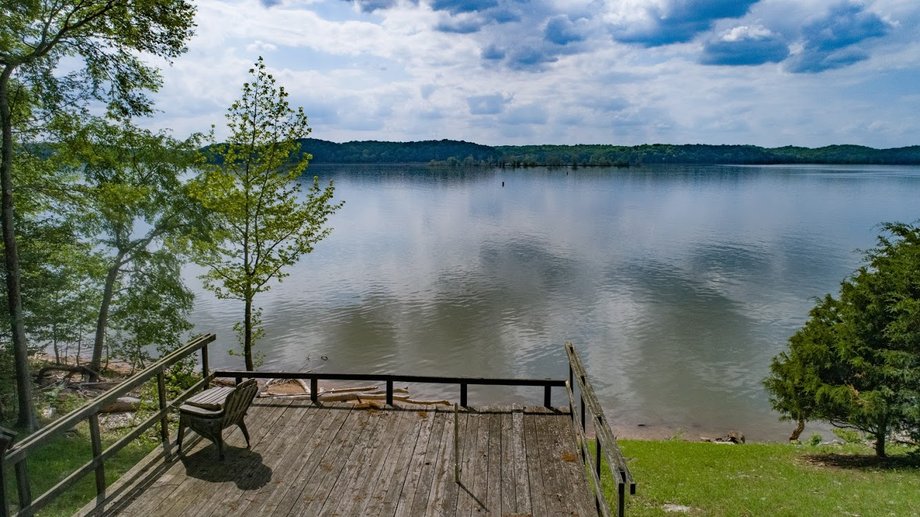 Image for 23 Whispering Winds AUCTION