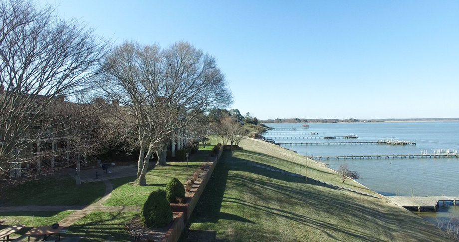 Image for 11 BR/12 BA Rappahannock River Front Mansion on 2.4 Acres on 