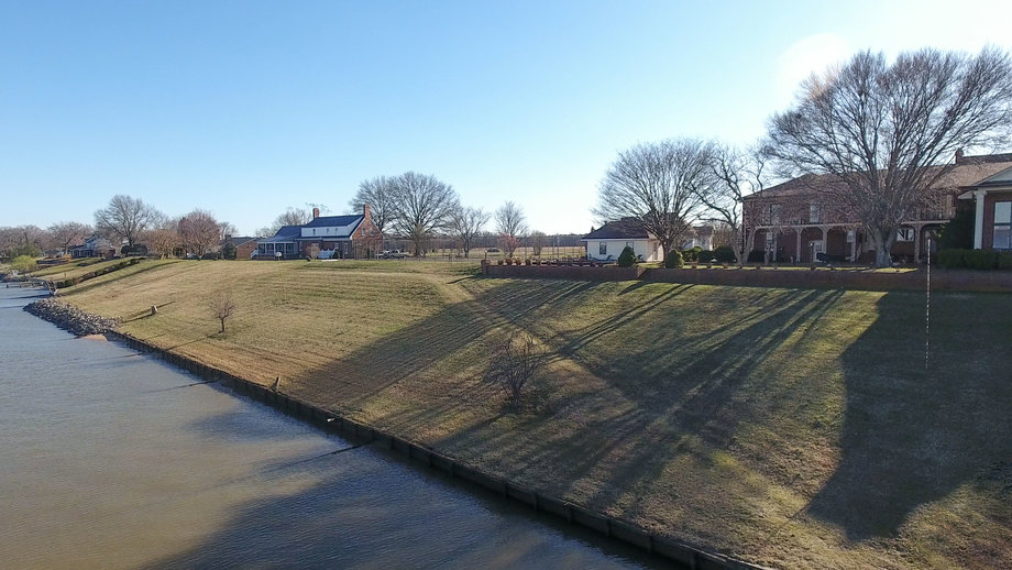 Image for 11 BR/12 BA Rappahannock River Front Mansion on 2.4 Acres on 