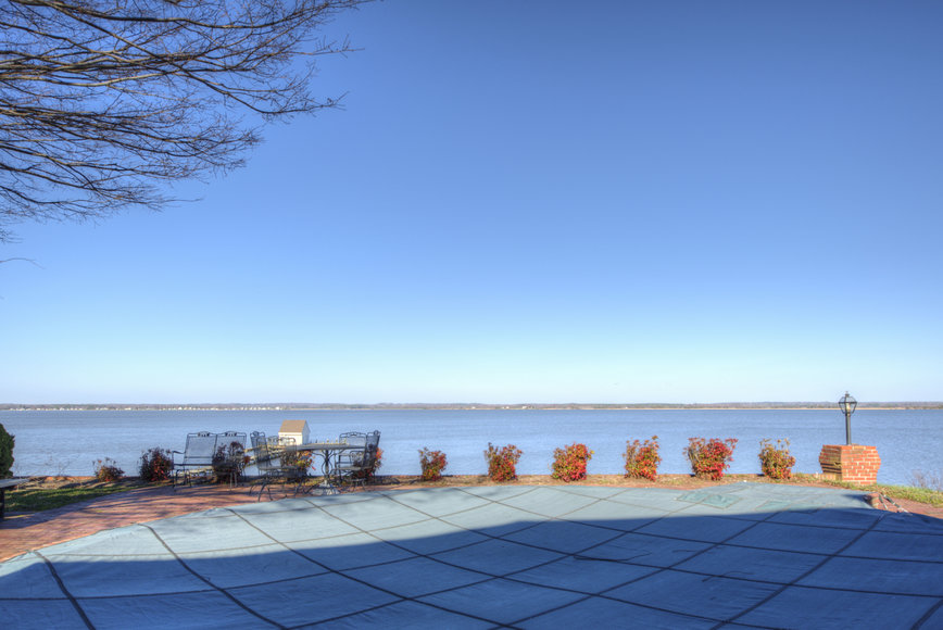 Image for 11 BR/12 BA Rappahannock River Front Mansion on 2.4 Acres on 