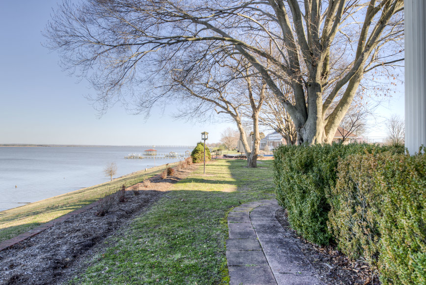 Image for 11 BR/12 BA Rappahannock River Front Mansion on 2.4 Acres on 