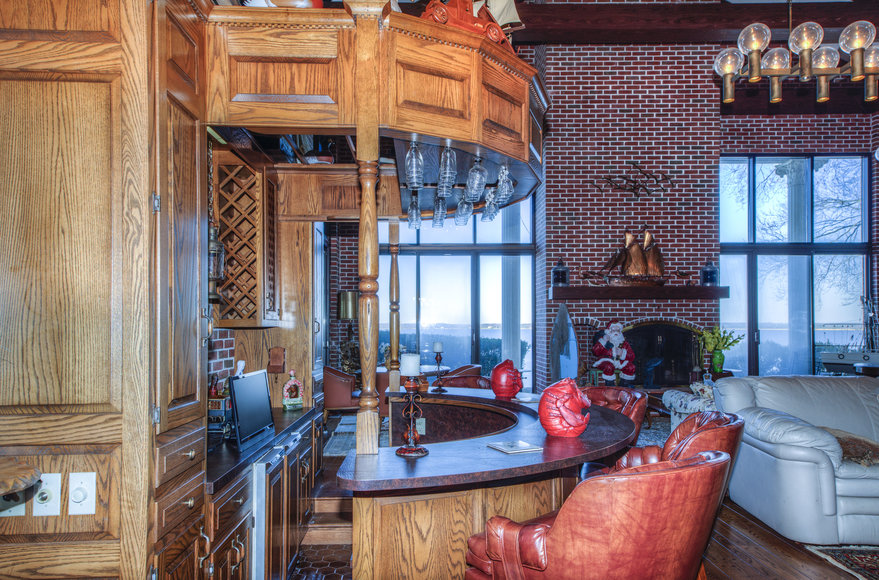 Image for 11 BR/12 BA Rappahannock River Front Mansion on 2.4 Acres on 