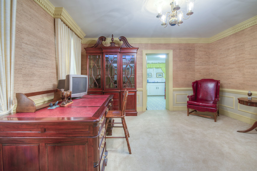 Image for 11 BR/12 BA Rappahannock River Front Mansion on 2.4 Acres on 