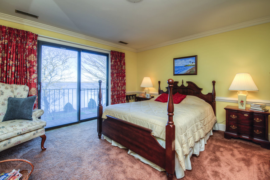 Image for 11 BR/12 BA Rappahannock River Front Mansion on 2.4 Acres on 