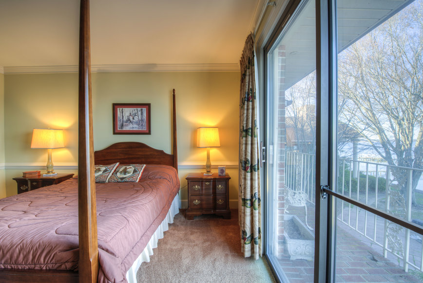 Image for 11 BR/12 BA Rappahannock River Front Mansion on 2.4 Acres on 