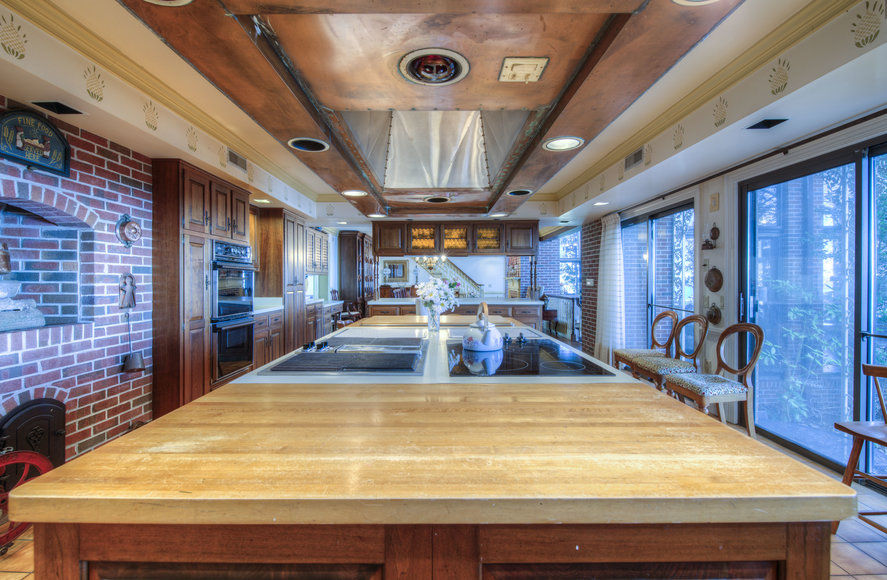 Image for 11 BR/12 BA Rappahannock River Front Mansion on 2.4 Acres on 