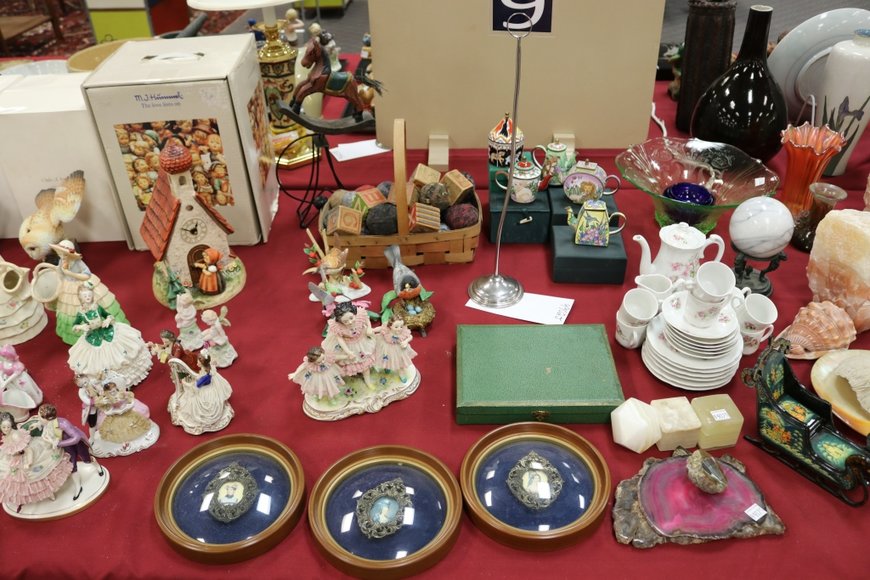 Image for Gallery Auction with Books, Postcards and Ephemera