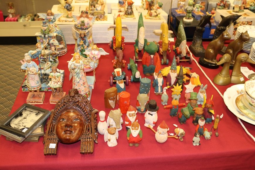 Image for Gallery Auction with Books, Postcards and Ephemera