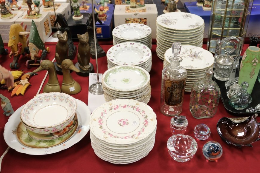 Image for Gallery Auction with Books, Postcards and Ephemera