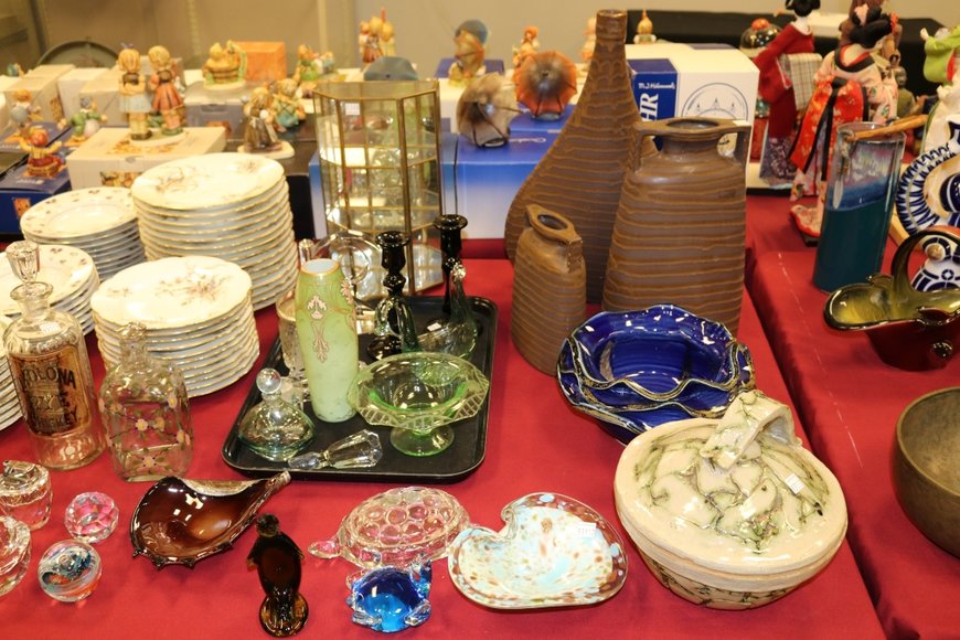 Image for Gallery Auction with Books, Postcards and Ephemera