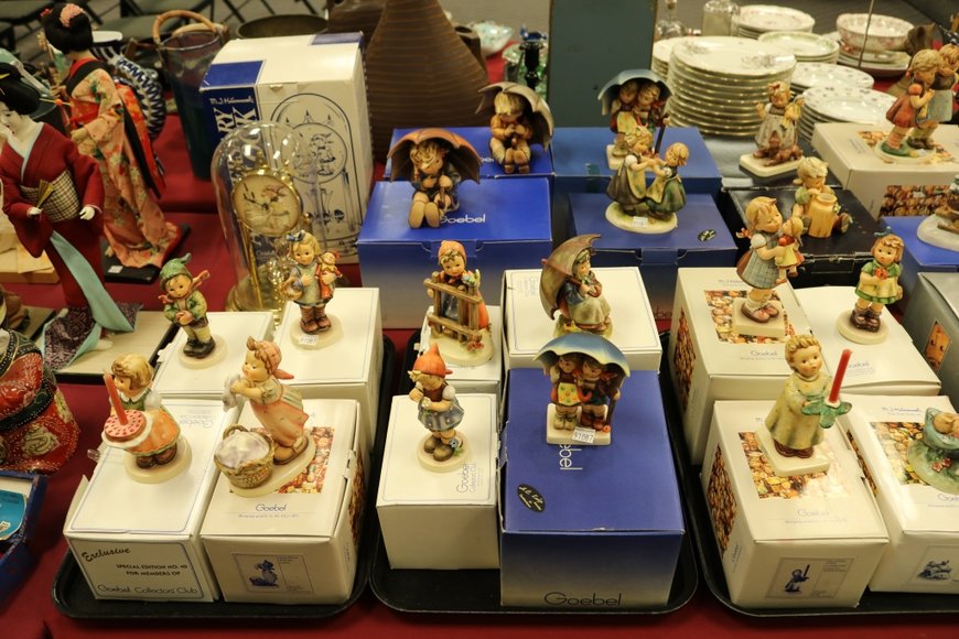 Image for Gallery Auction with Books, Postcards and Ephemera