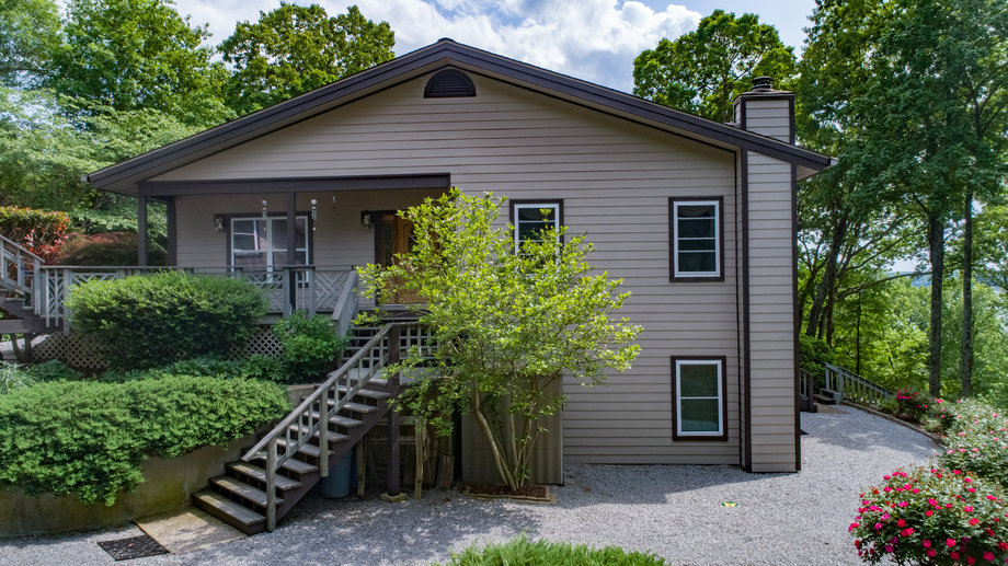 Image for 23 Whispering Winds AUCTION