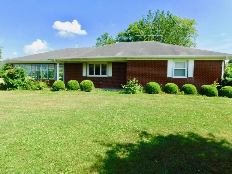 Image for Well Built 2 BR Brick Home w/Full Basement & Large Workshop on .84 +/- Acre Lot---SELLS to the HIGHEST BIDDER!!