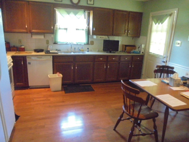 Image for CLOSED~REAL ESTATE AUCTION