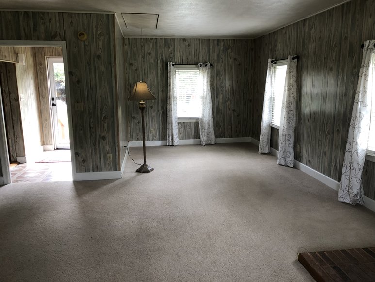 Image for 3 BR/1 BA Home on 9.2 +/- Acres Close to I-81 & James Madison University--ONLINE ONLY BIDDING!!