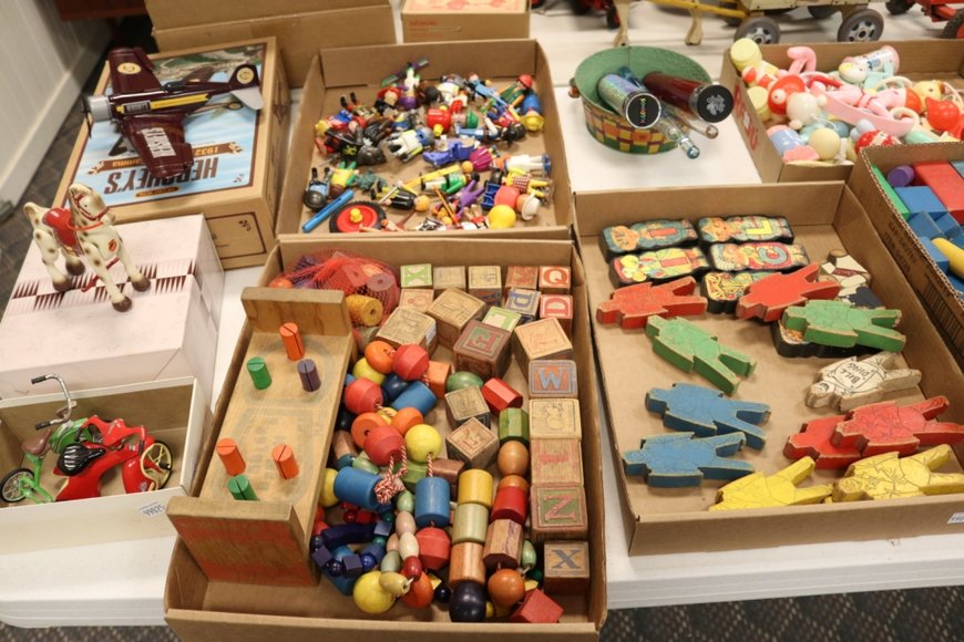 Image for Gallery Auction: 7-11-19