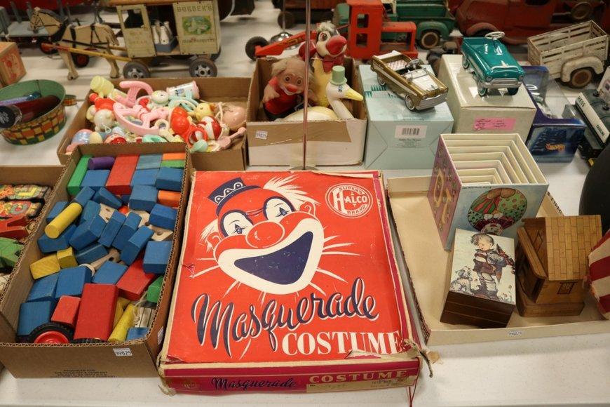 Image for Gallery Auction: 7-11-19