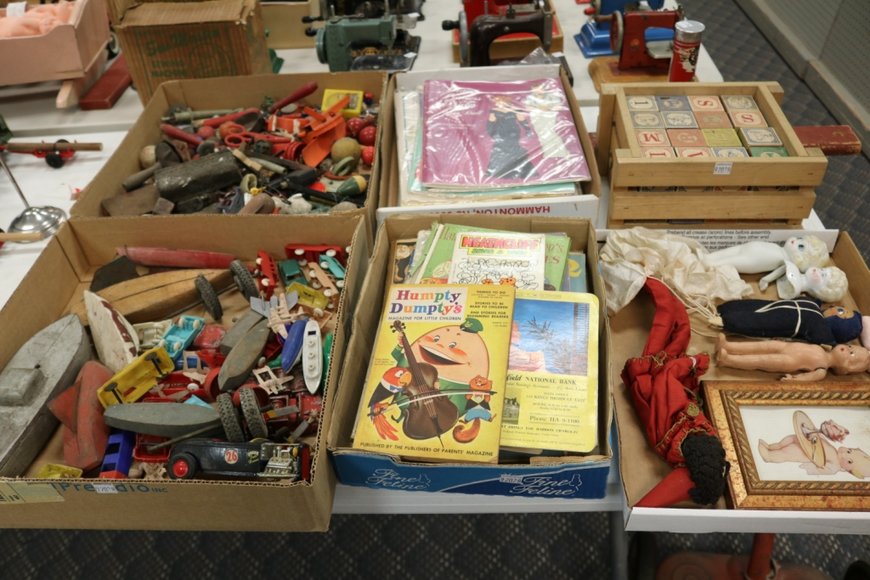 Image for Gallery Auction: 7-11-19