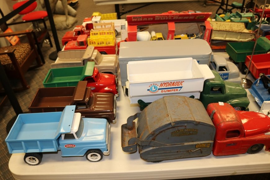 Image for Gallery Auction: 7-11-19