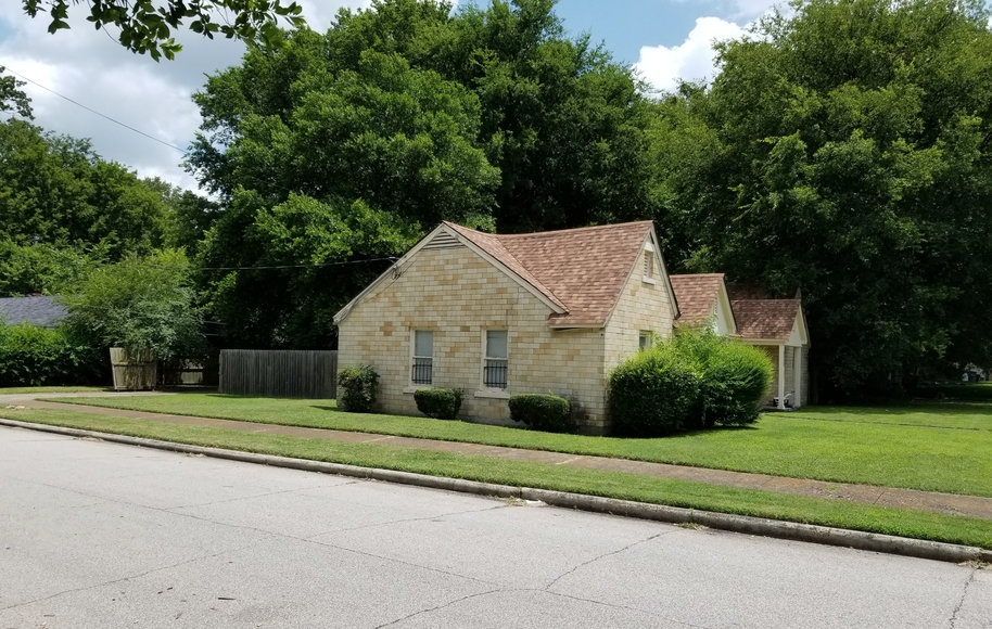 Image for Monroe Duplex Auction w/reservations - 2280 & 2282 Monroe Ave. Memphis