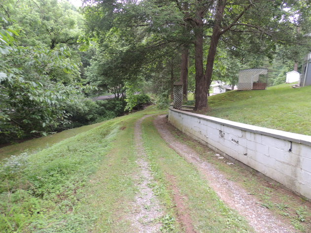 Image for Absolute Real Estate Auction - Home on 9.5 Acres