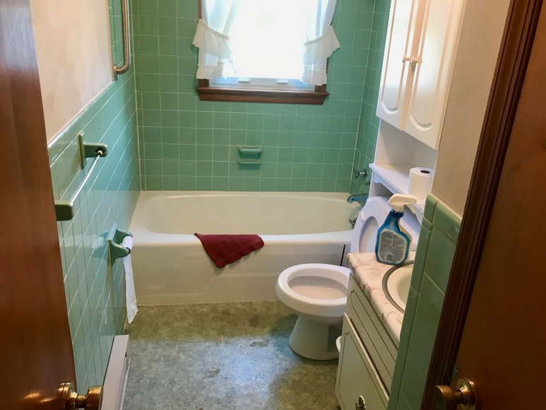 Image for Well Built 2 BR Brick Home w/Full Basement & Large Workshop on .84 +/- Acre Lot---SELLS to the HIGHEST BIDDER!!