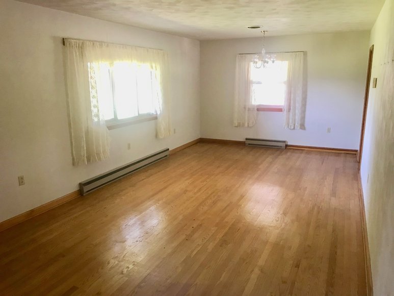 Image for Well Built 2 BR Brick Home w/Full Basement & Large Workshop on .84 +/- Acre Lot---SELLS to the HIGHEST BIDDER!!