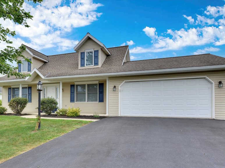 Image for 1123 Hunters Chase Lane - Lebanon, PA 17046