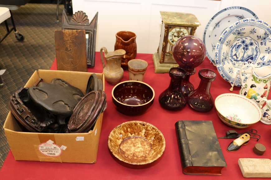 Image for Gallery Auction with Dolls: 8-8-19